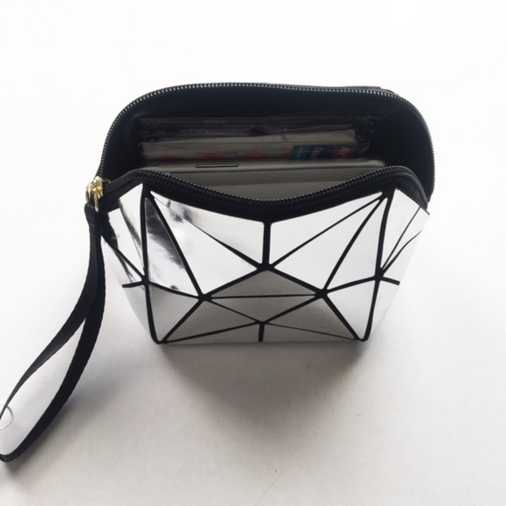 Silver Cosmetic Makeup Case & Bag - Picture 3 of 6